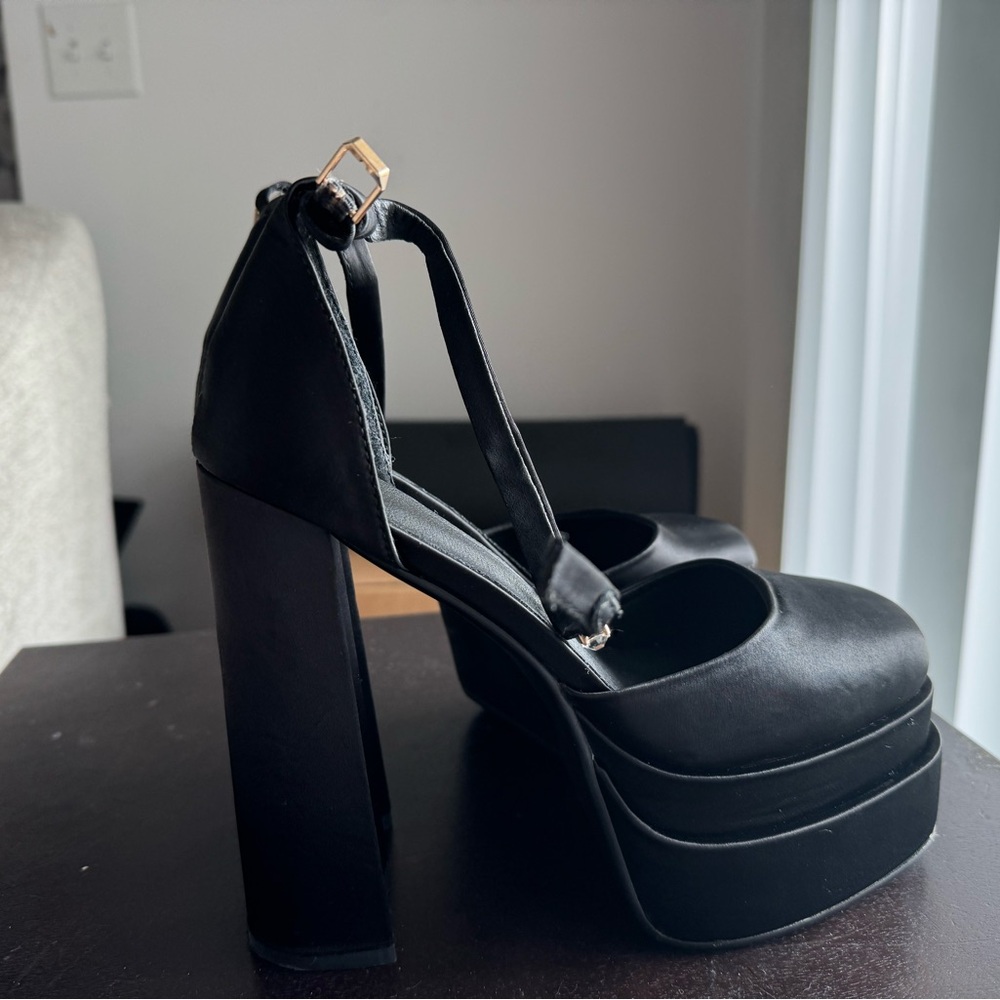Cute Black Platforms From Amazon - image 1